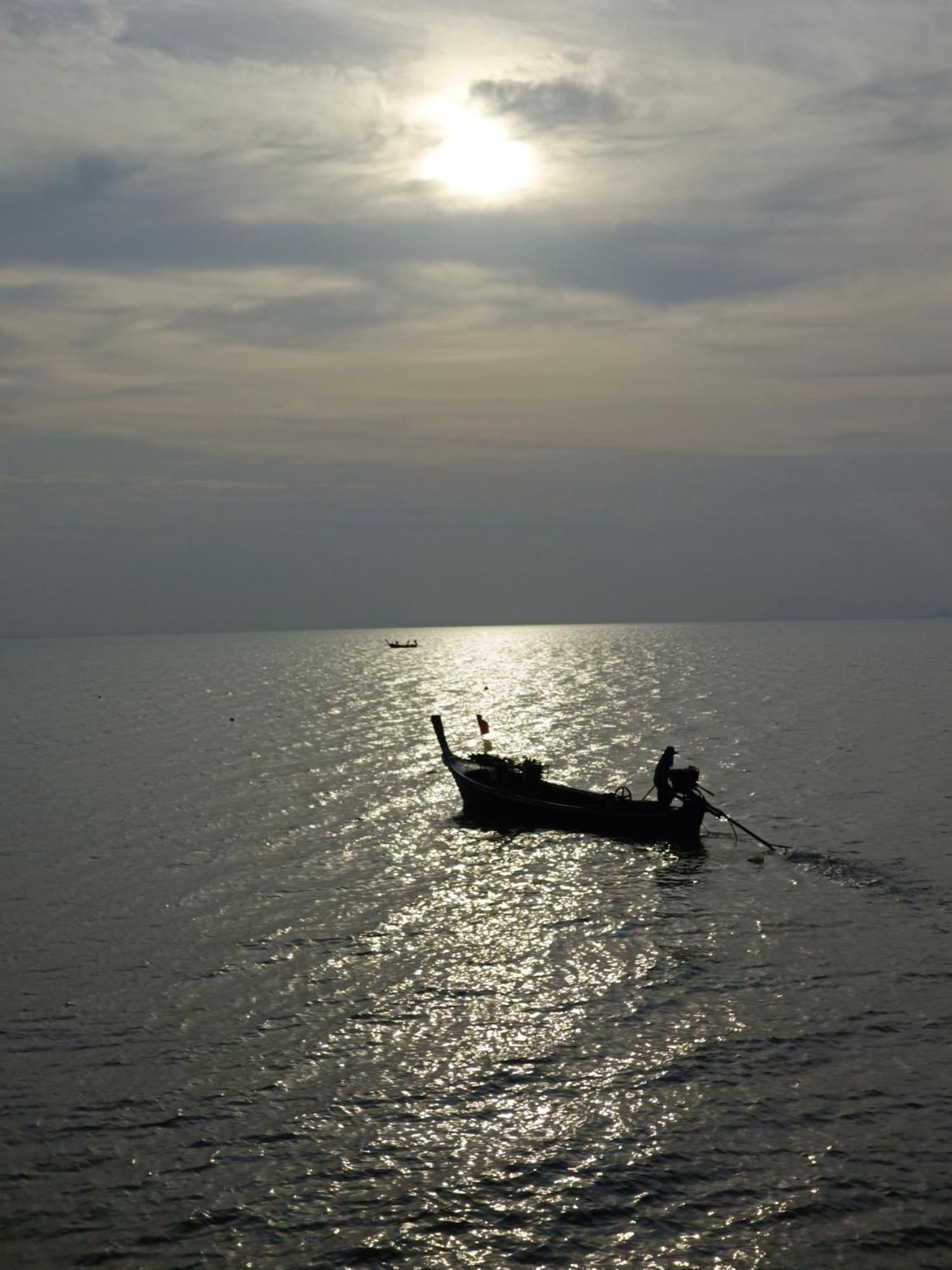 Poohry Seaview Apartment เกาะลันตา ภายนอก รูปภาพ